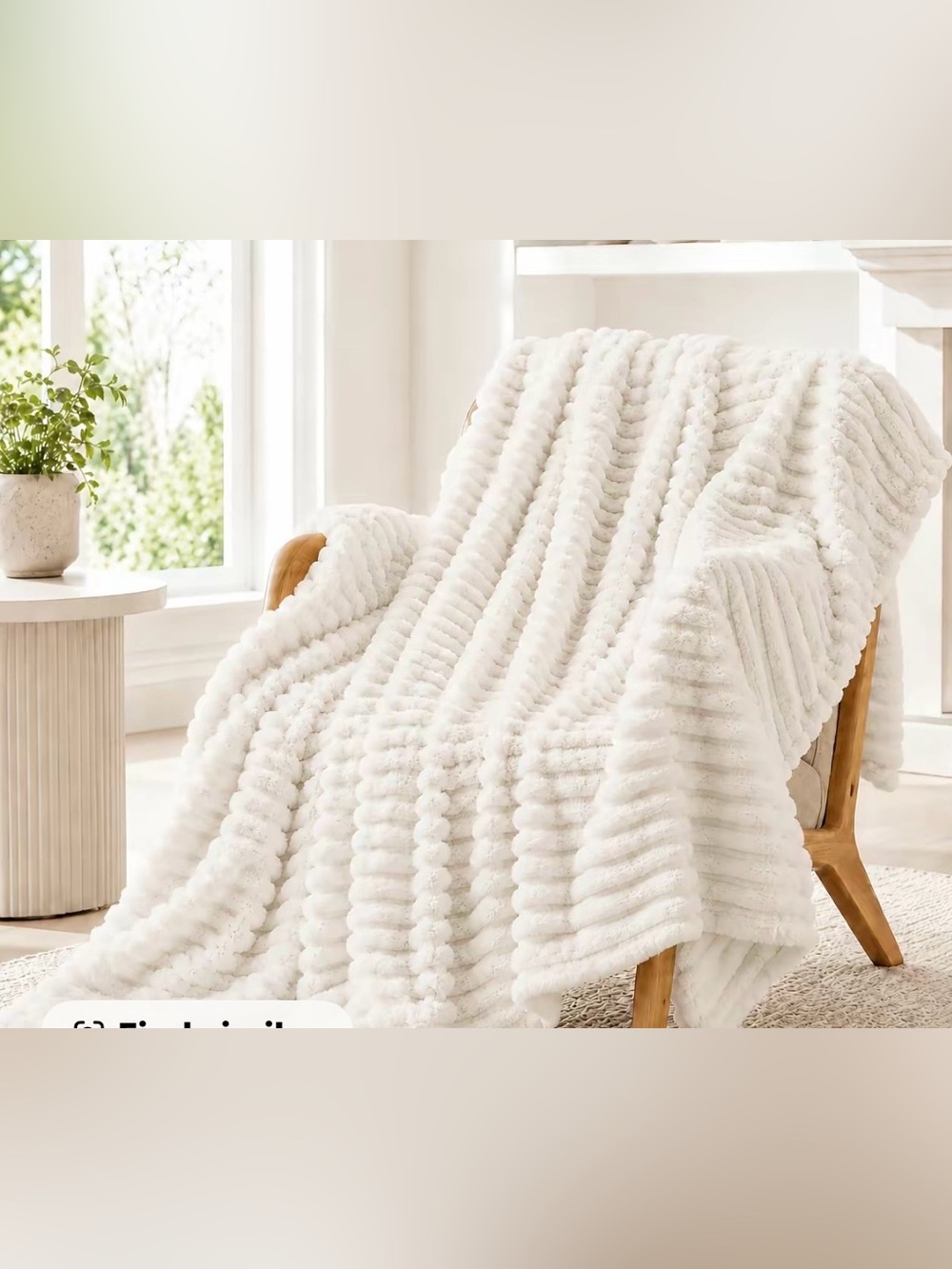 NWT Cream Soft Plush Throw Blanket 50"x60" – New In Packaging